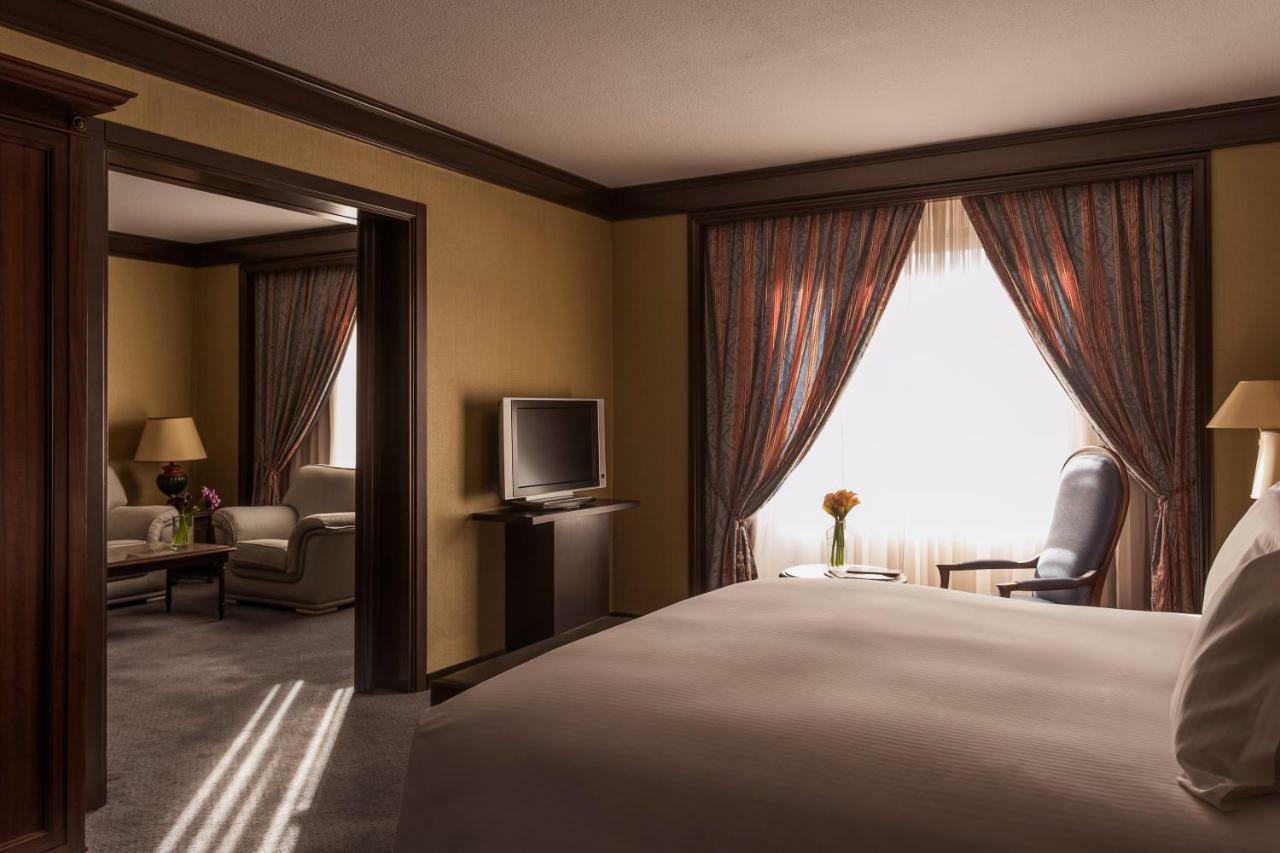 Pullman Madrid Airport & Feria Hotel Eksteriør billede