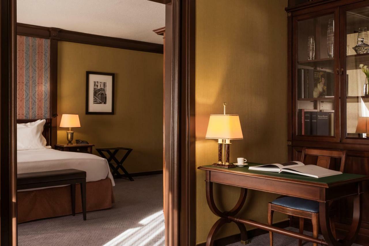 Pullman Madrid Airport & Feria Hotel Eksteriør billede